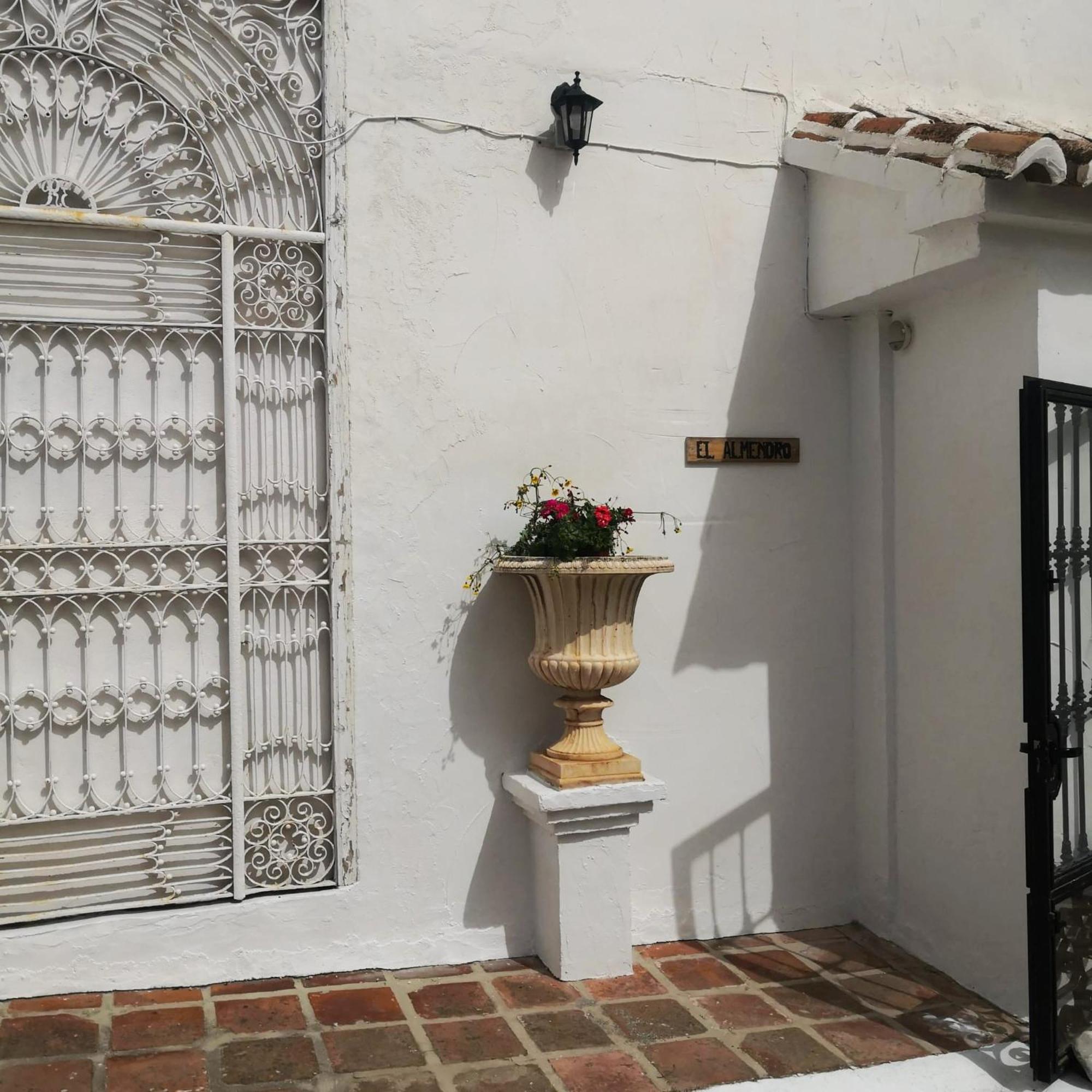 Complejo Rural Los Alcornoquillos Carratraca Exterior photo